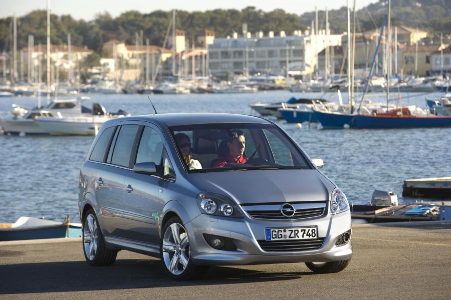  Opel Zafira 2008 года  (фото 63 из 72)